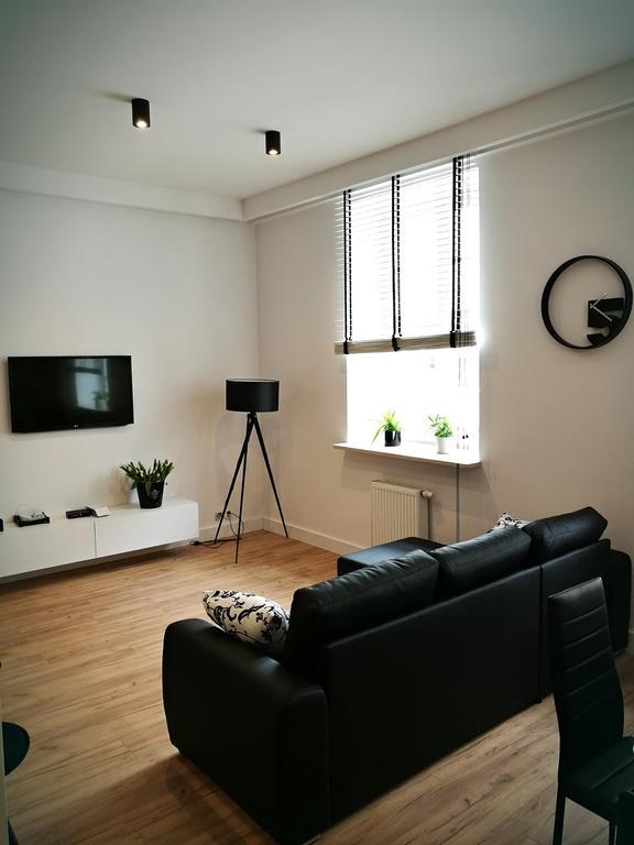 Black&White Apartment- Wierzbowa 5 Poznan Exterior photo