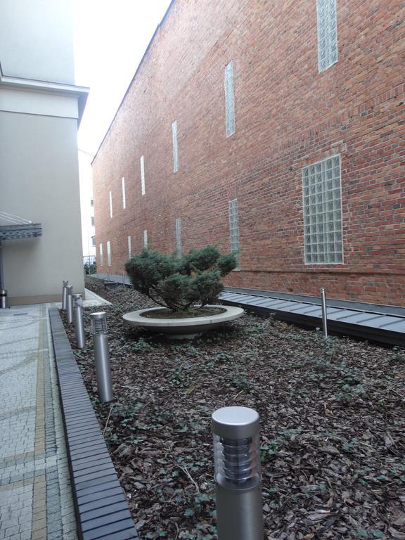 Black&White Apartment- Wierzbowa 5 Poznan Exterior photo